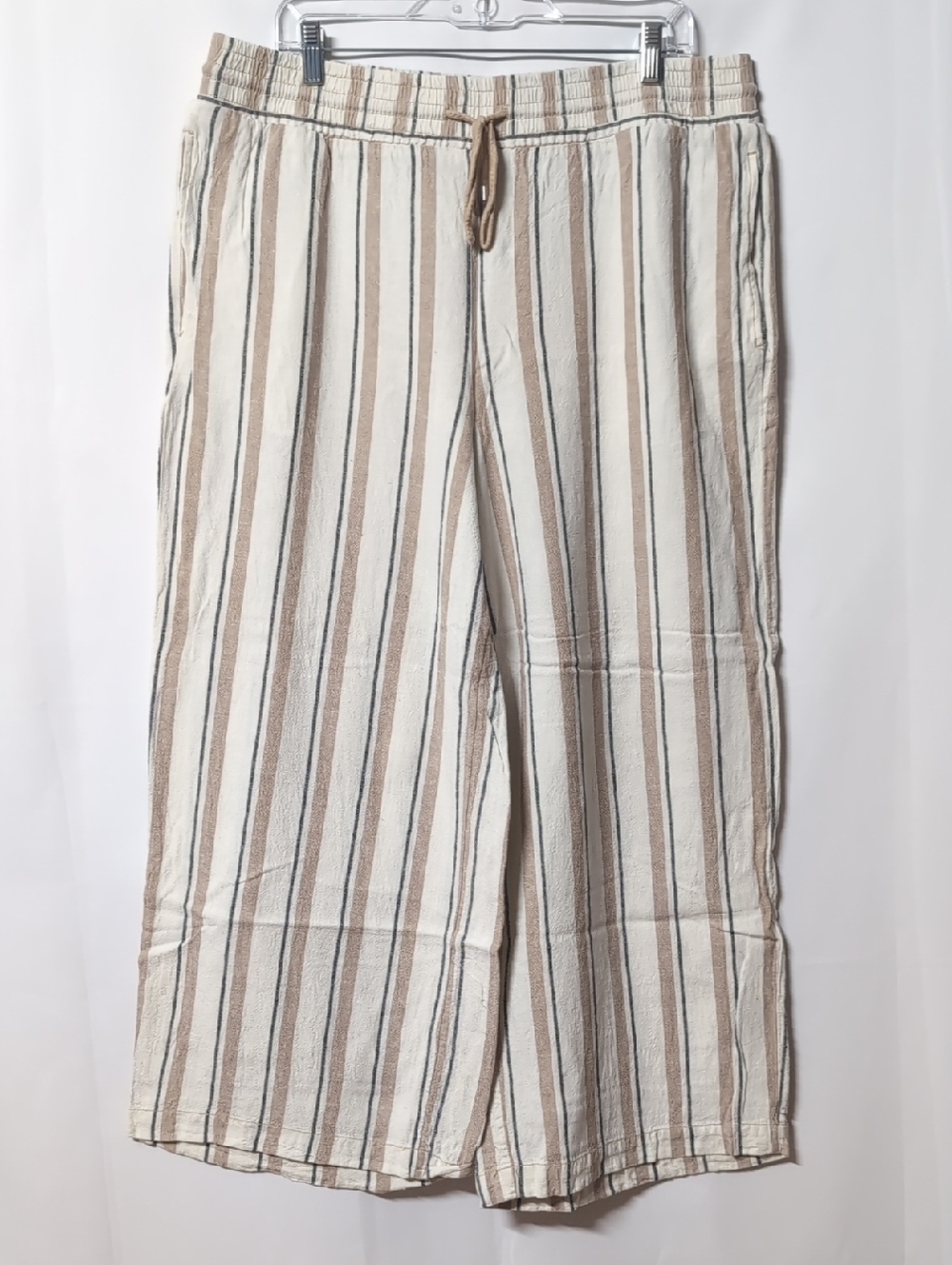 Wide Leg Striped Pants